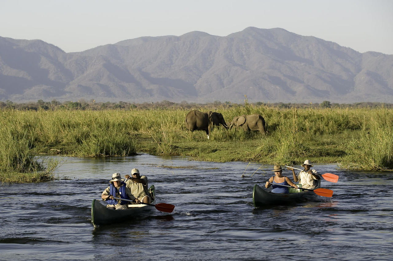 canoe mana